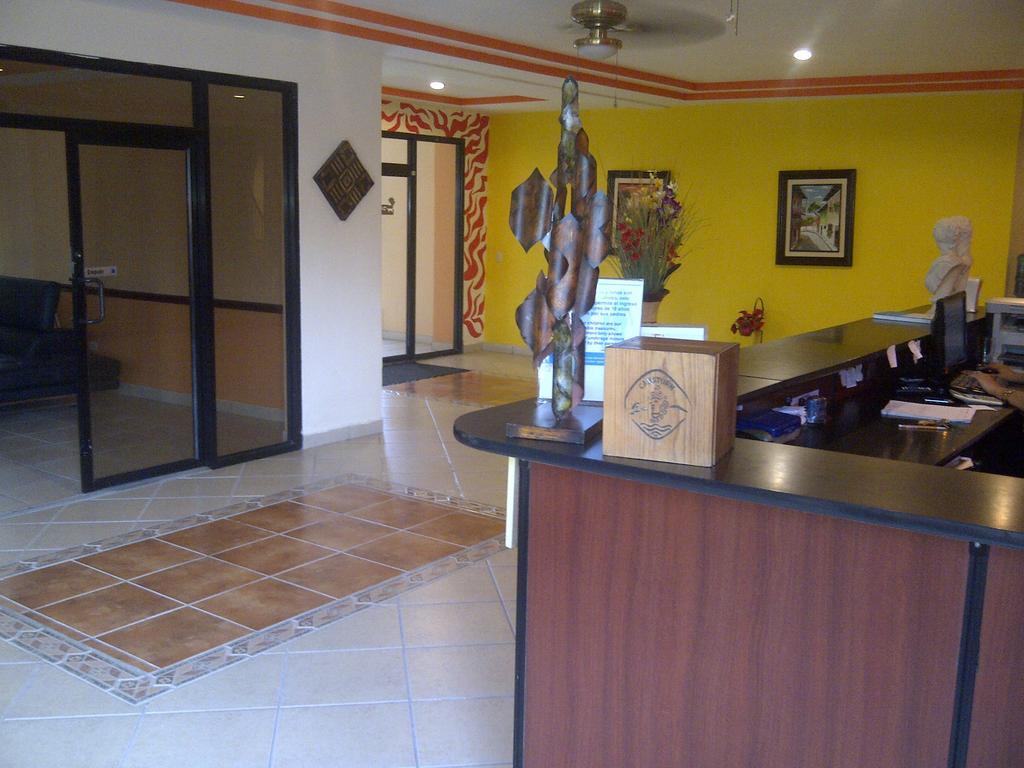 Hotel Cibeles La Ceiba Buitenkant foto
